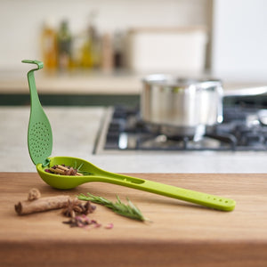 Gusto flavour infusing spoon in green