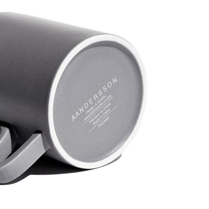 Geometric rectangle contrasting handle mug 'alfred' in light grey