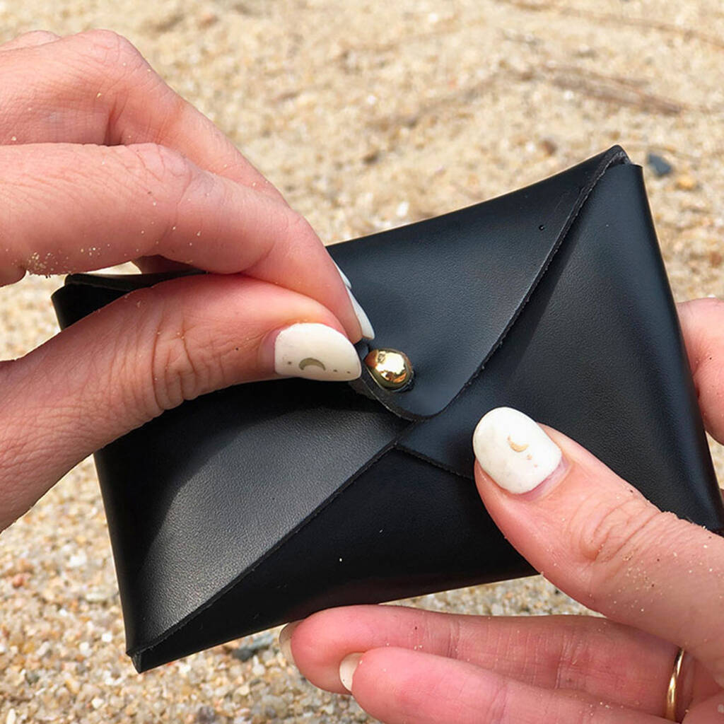 Coin Purse Stitch Your Zodiac Sign in Black