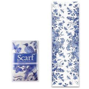 
            
                Load image into Gallery viewer, Scarf Delft blue Birds in Blue and White
            
        