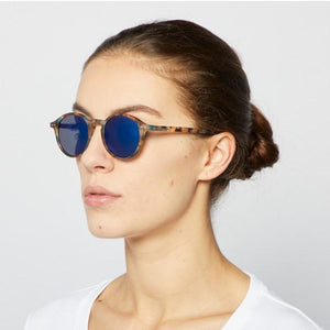 Style D Sunglasses Mirrored Tortoise