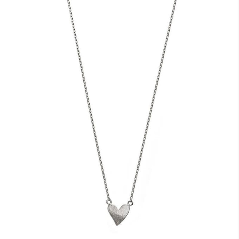 Heart necklace with heart pendant in silver