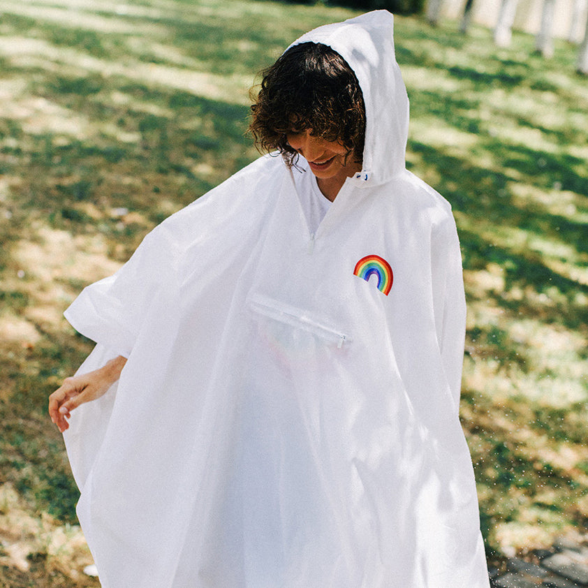 Rain Poncho Foldable Yolo Rainbow White – Brand Academy Store
