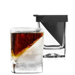 
            
                Load image into Gallery viewer, Corkcicle whiskey glass and ice wedge set
            
        